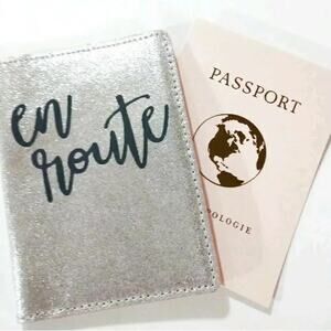 Anthropologie Silver Metallic ‘En Route’ Genuine Leather Passport Holder Book